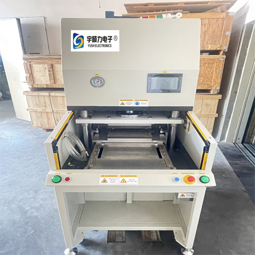 FPC沖模割板機(jī)郵票孔割板機(jī)